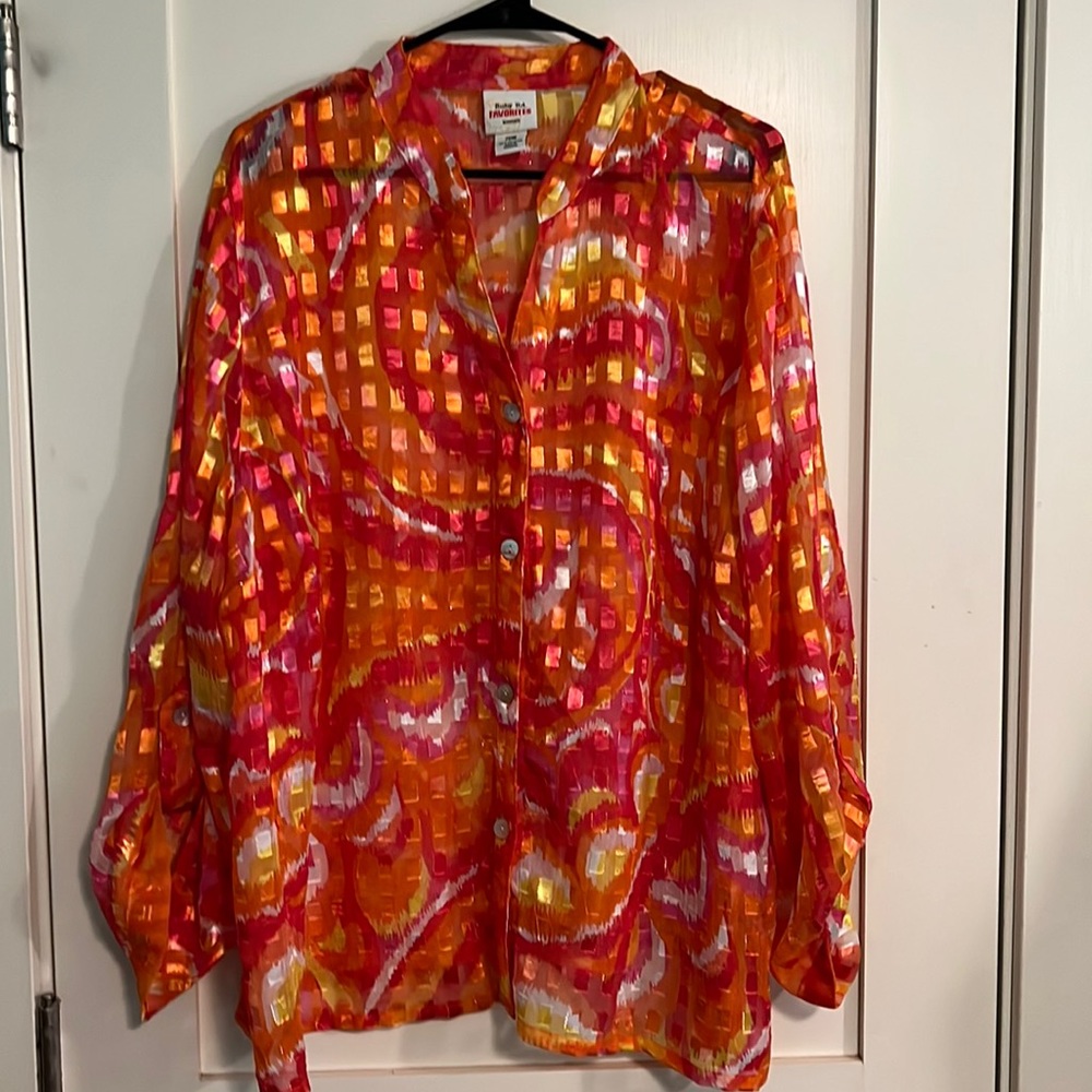 Women’s dressy shirt